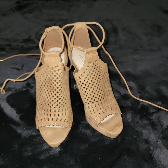 Aldo Heels - Picture 1 of 8